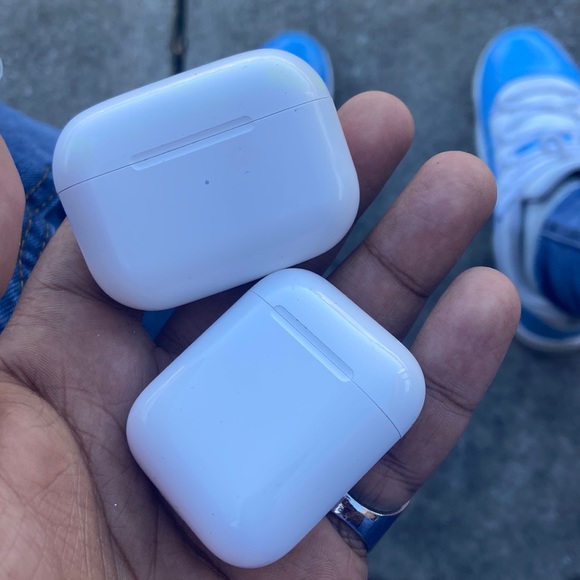 Airpods pros an 2nd gen